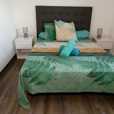 Les Saintes Sainte-Anne Apartment ภายนอก รูปภาพ