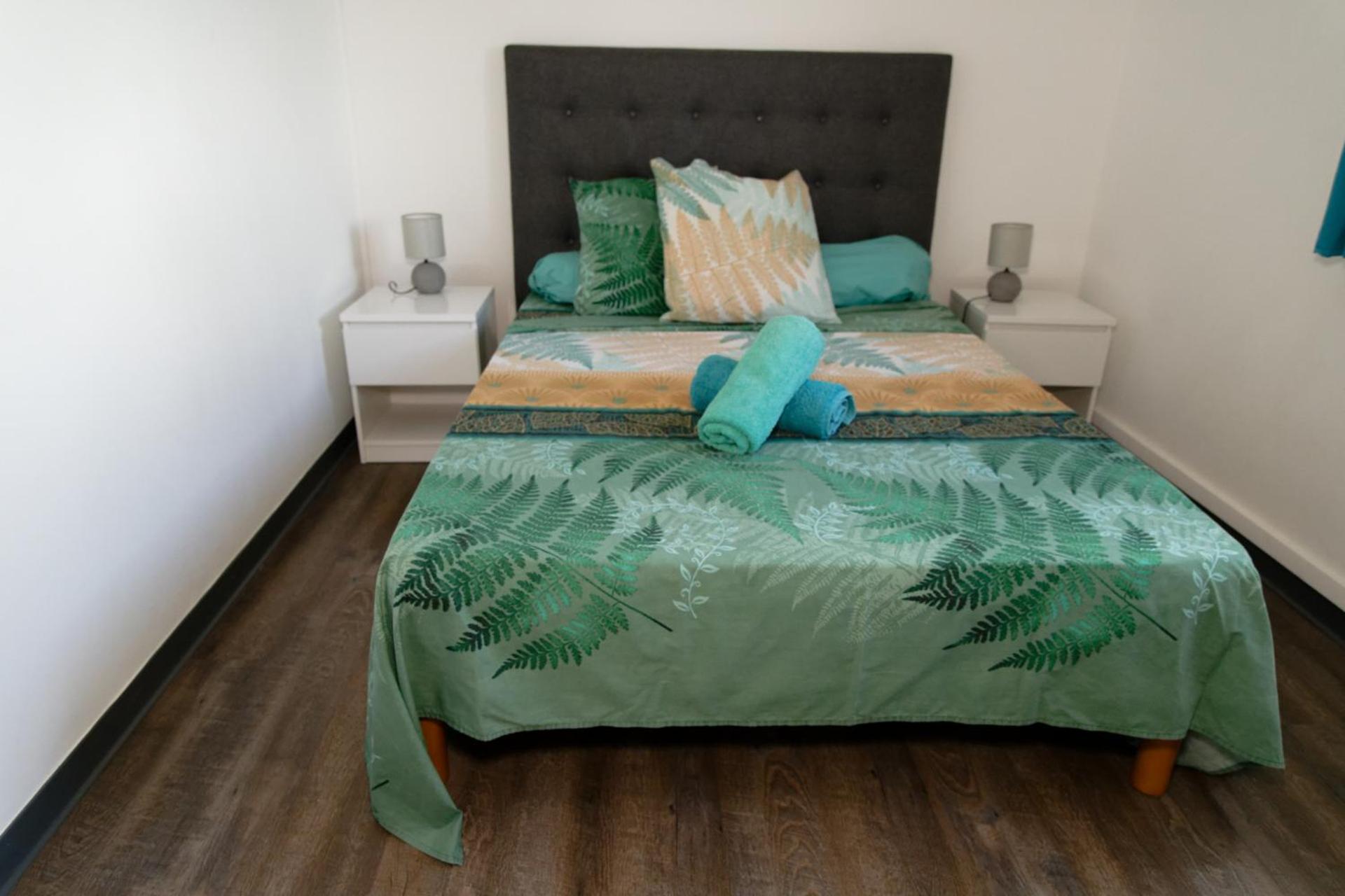 Les Saintes Sainte-Anne Apartment ภายนอก รูปภาพ